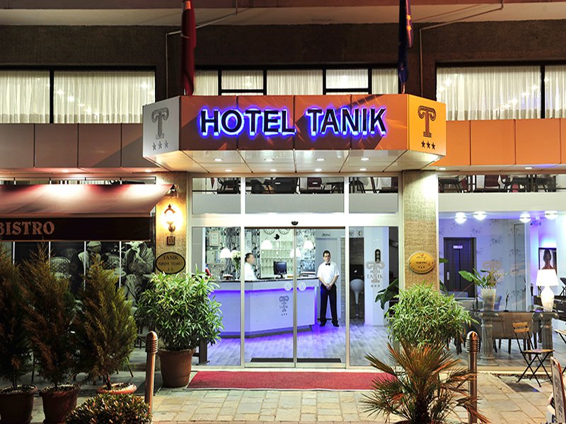 Hotel Tanık