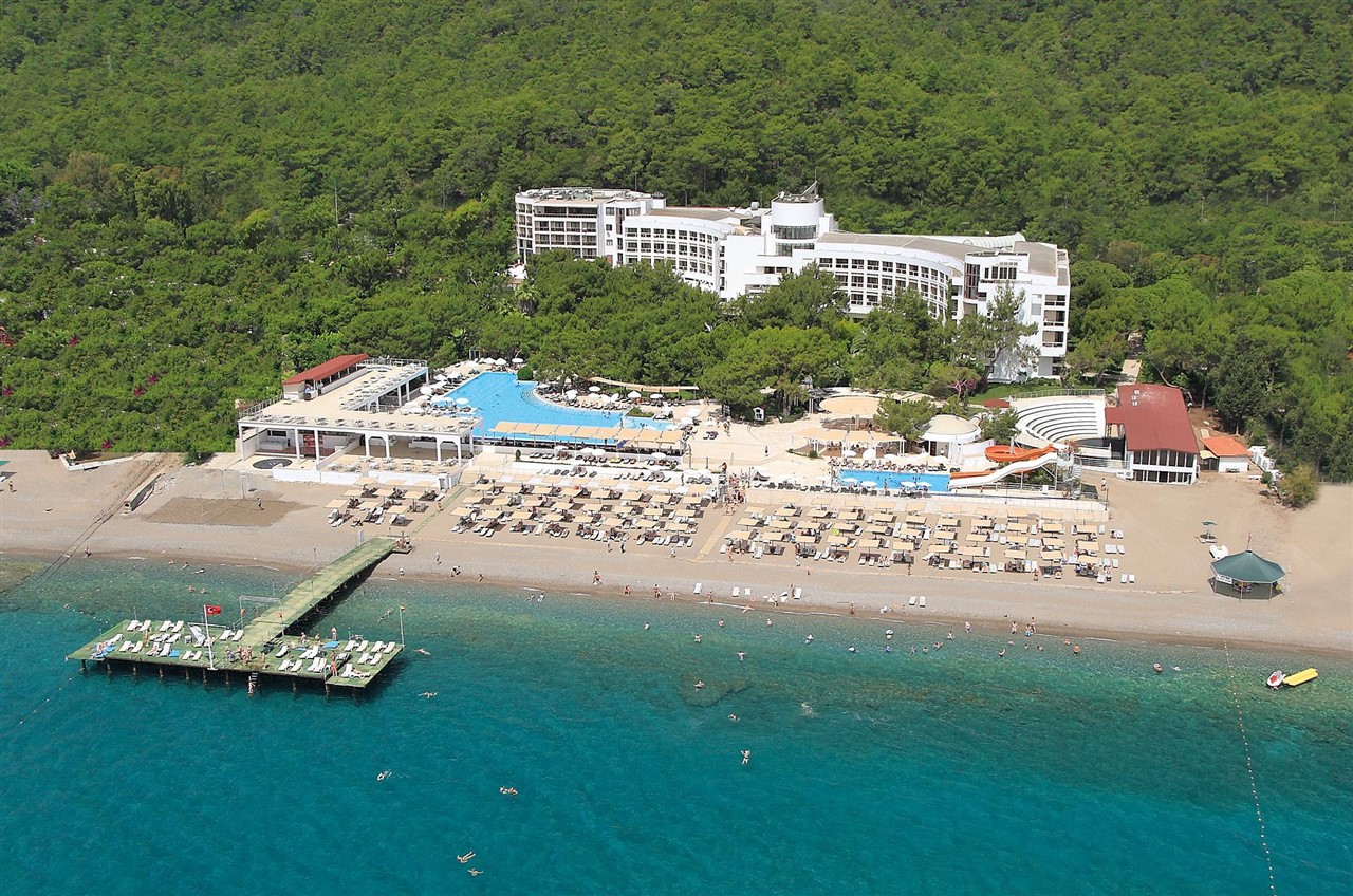 Perre La Mer Resort & Spa