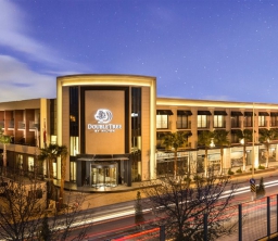 DoubleTree by Hilton İzmir Airport
