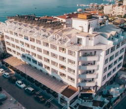 Mert Seaside Hotel  