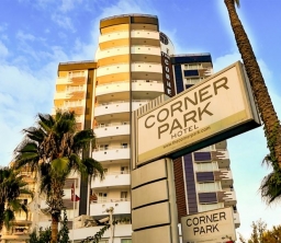 The Corner Park Hotel  