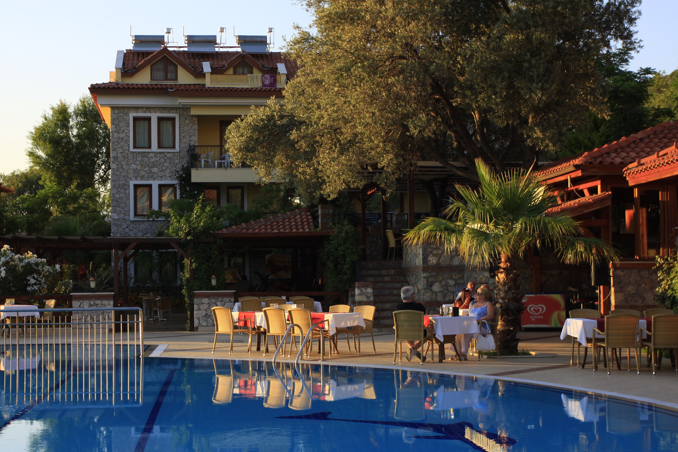 Perdikia hill hotel. Perdikia Hill & Family Hotel 4* Фетхие. Perdikia Hill Hotels & Villas. Perdikia Hill Hotels Villas 4 пляж.